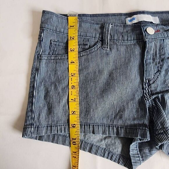 Levi's Denim Shorts Blue Conductor stripes 5 Pocket Zip Closure Flawed Size 11 - Picture 5 of 7